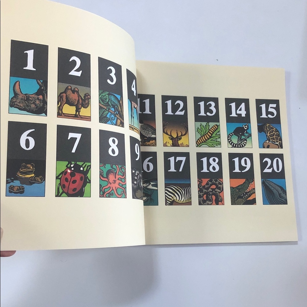 📚5 for $25📚- Teeth, Tails & Tentacles - Picture 4 of 13